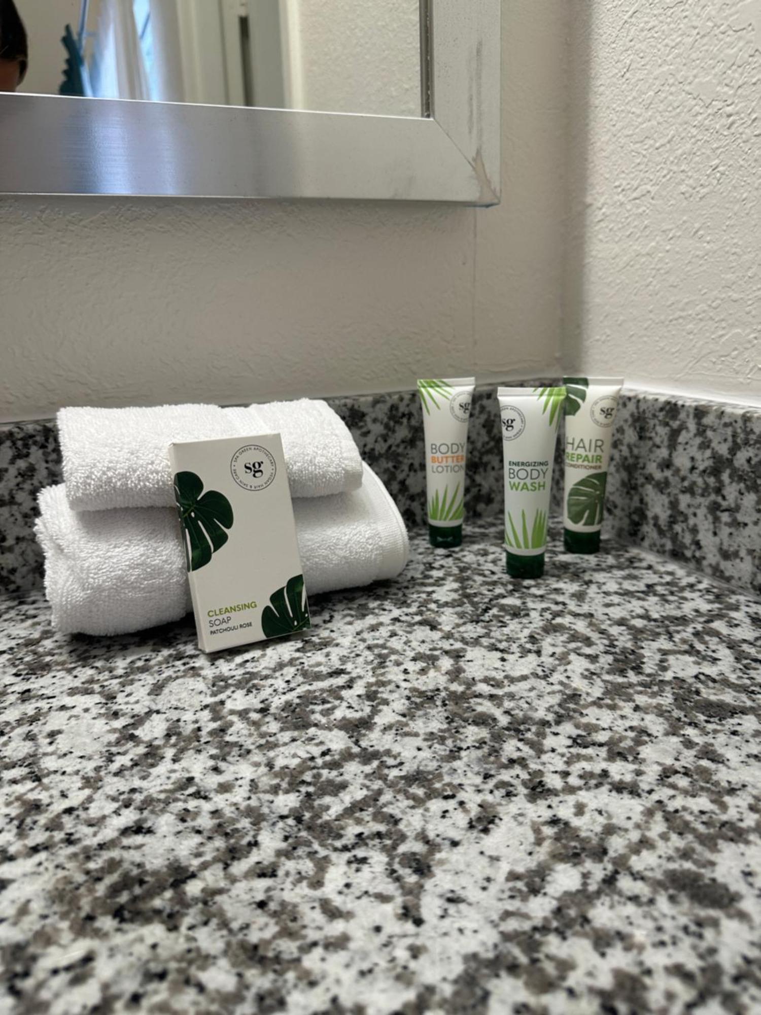 Oasis Bay Suites, Tampa, Busch Gardens, Usf Dış mekan fotoğraf